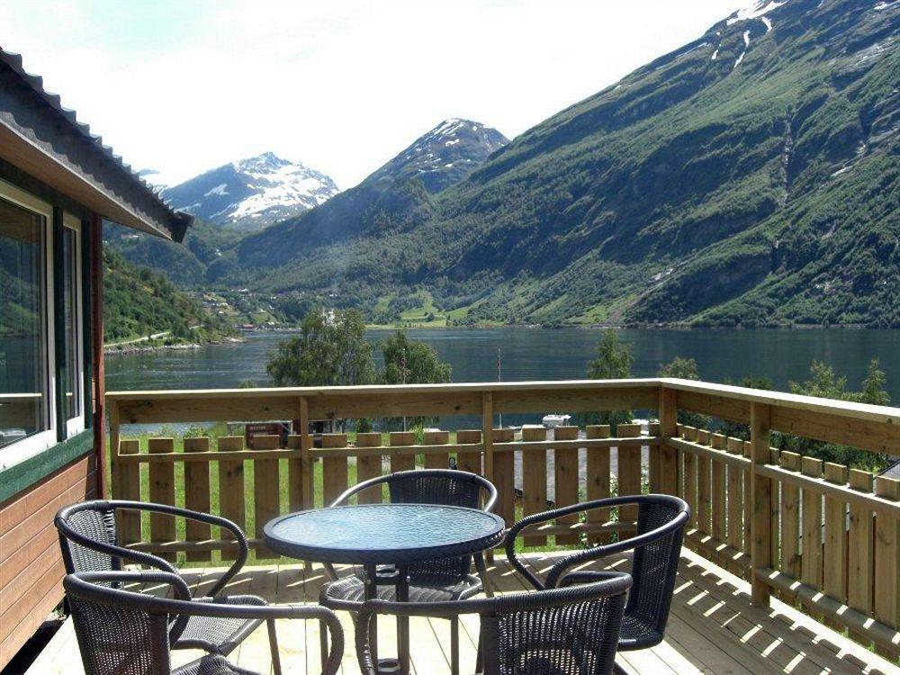 Grande Hytteutleige Og Camping Geiranger Exterior photo