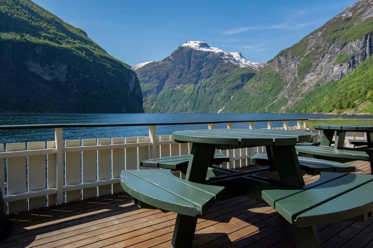 Grande Hytteutleige Og Camping Geiranger Exterior photo